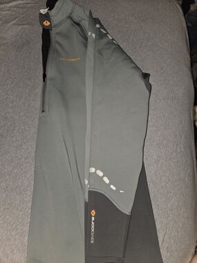 Icebreaker Men's Gray Swim Hybrid with Orange Accents